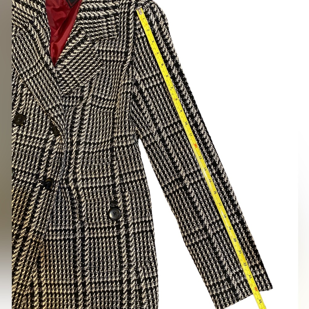 Tommy Hilfiger Black & White Tweed Jacket—Ladies’ Size M - Picture 6 of 8